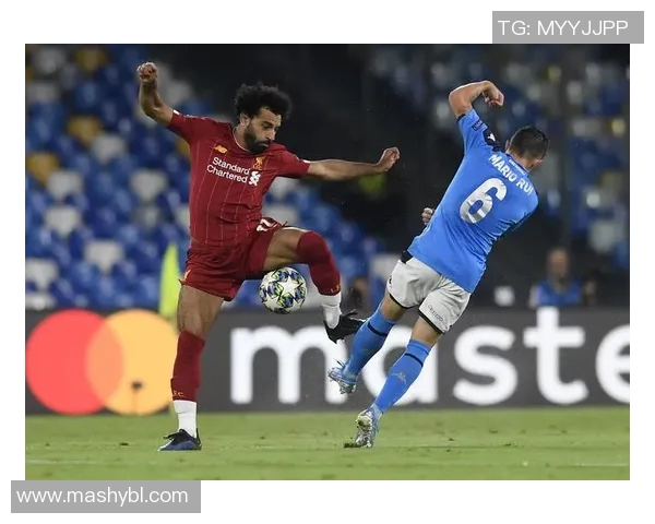 2018年欧冠小组赛那不勒斯对阵利物浦的精彩对决回顾与分析