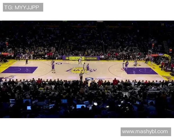 湖人对决马刺精彩全场录像回放尽在11月26日比赛精彩瞬间重温